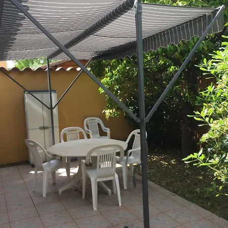 Apartment Pied Dans L Eau La Londe-les-Maures