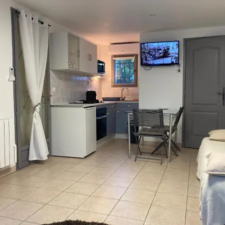 Pied Dans L Eau Apartment