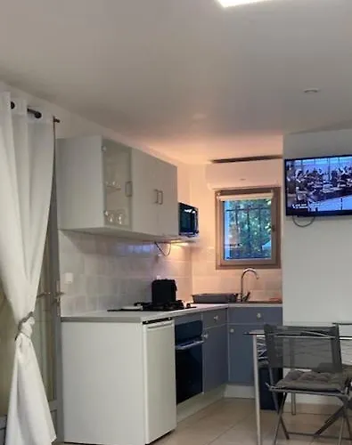 Pied Dans L Eau La Londe-les-Maures